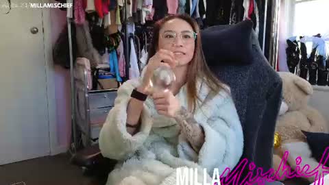 Milla Mischief online show from 29, 7, 2026