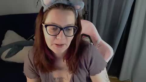 Snapshot of millapoolys chatting on 10, 7, 2026 Milla online show from 10, 7, 2026