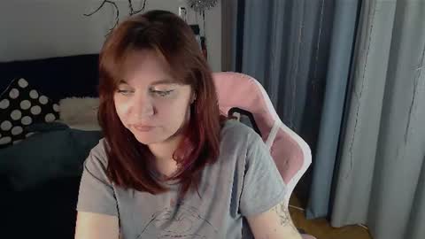 Snapshot of millapoolys chatting on 2, 8, 2026 Milla online show from 2, 8, 2026