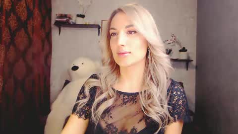 MillaXQueen online show from 13, 2, 2025