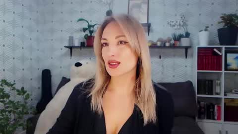 Snapshot of millaxqueen chatting on 12, 2, 2026 MillaXQueen online show from 12, 2, 2026