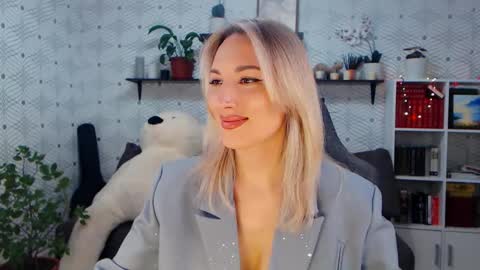 Snapshot of millaxqueen chatting on 25, 3, 2026 MillaXQueen online show from 25, 3, 2026