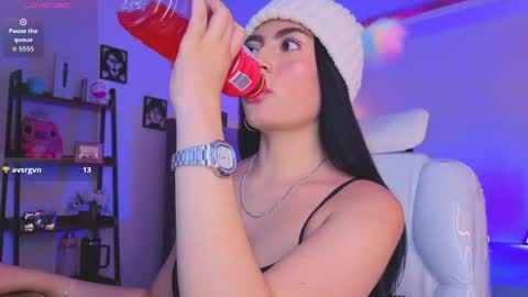 miller_vanessa_ online show from 28, 5, 2026