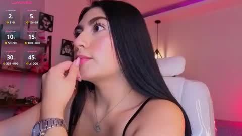 miller_vanessa_ online show from 8, 7, 2026