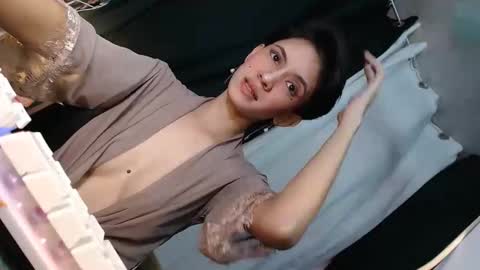 Snapshot of millie_fox21 chatting on 3, 2, 2026 Im Milliedont forget to follow me online show from 3, 2, 2026