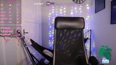 Snapshot of millie_lacroix chatting on 10, 1, 2025 millie_lacroix online show from 10, 1, 2025