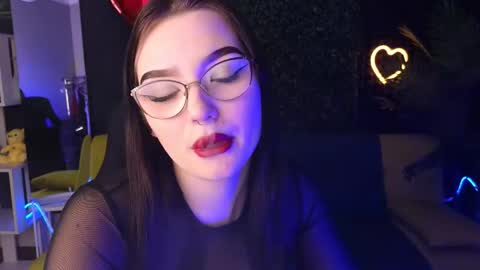 Snapshot of milliedoll chatting on 22, 2, 2025 Millie online show from 22, 2, 2025