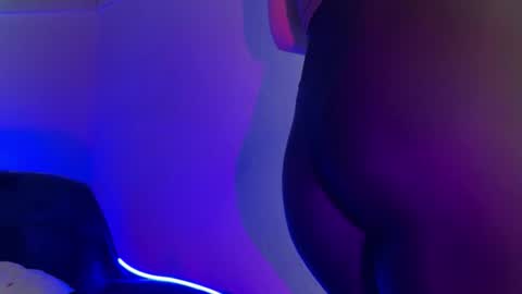 Snapshot of milliedoll chatting on 11, 9, 2025 Millie online show from 11, 9, 2025