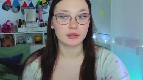 Snapshot of milliedoll chatting on 24, 10, 2025 Millie online show from 24, 10, 2025