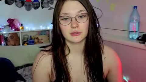 Snapshot of milliedoll chatting on 2, 11, 2025 Millie online show from 2, 11, 2025