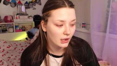 Snapshot of milliedoll chatting on 24, 2, 2026 Millie online show from 24, 2, 2026