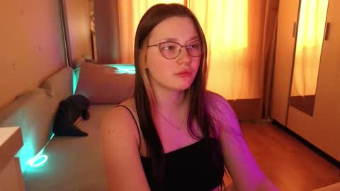 Snapshot of milliedoll chatting on 4, 3, 2026 Millie online show from 4, 3, 2026