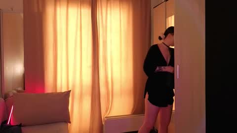 Snapshot of milliedoll chatting on 6, 3, 2026 Millie online show from 6, 3, 2026