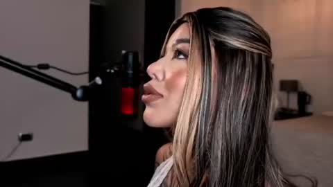 Mila  online show from 3, 8, 2026