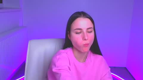 Snapshot of milly_liss chatting on 16, 12, 2024 Milly online show from 16, 12, 2024