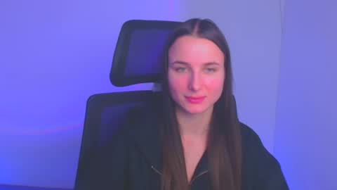 Snapshot of milly_liss chatting on 18, 12, 2024 Milly online show from 18, 12, 2024