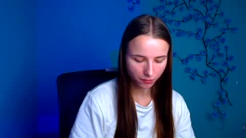 Snapshot of milly_liss chatting on 5, 8, 2026 Milly online show from 5, 8, 2026