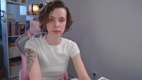 Snapshot of milly_ross23 chatting on 14, 1, 2025 Milly online show from 14, 1, 2025