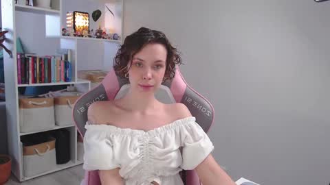 Snapshot of milly_ross23 chatting on 25, 1, 2025 Milly online show from 25, 1, 2025