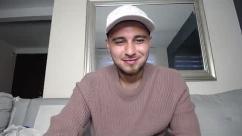 Snapshot of milostructor chatting on 2, 3, 2025 miloslove online show from 2, 3, 2025