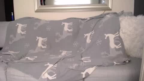 Snapshot of milostructor chatting on 18, 9, 2025 miloslove online show from 18, 9, 2025