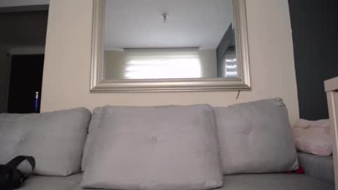 Snapshot of milostructor chatting on 19, 9, 2025 miloslove online show from 19, 9, 2025