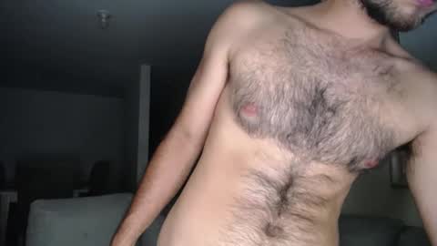 Snapshot of milostructor chatting on 1, 10, 2025 miloslove online show from 1, 10, 2025