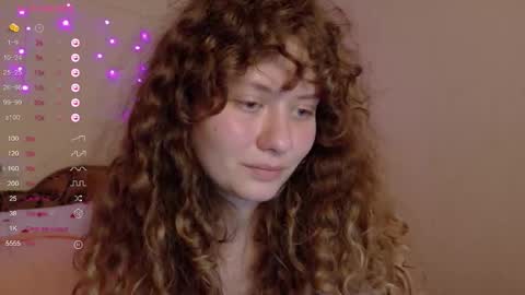 Snapshot of milounee chatting on 12, 2, 2026 milounee online show from 12, 2, 2026