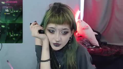 milten_trish online show from 7, 5, 2026