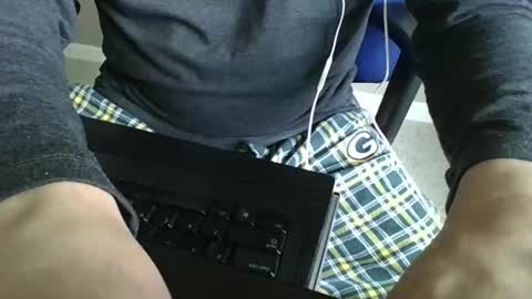 Snapshot of milwaukeebadger24 chatting on 8, 1, 2025 milwaukeebadger24 online show from 8, 1, 2025