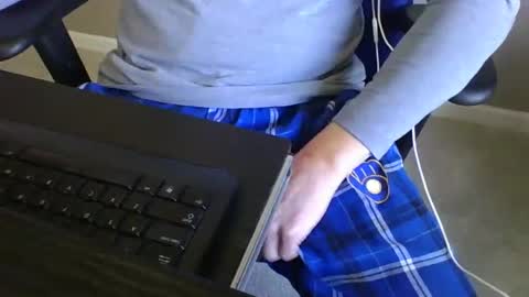 Snapshot of milwaukeebadger24 chatting on 21, 1, 2025 milwaukeebadger24 online show from 21, 1, 2025