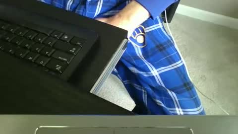 Snapshot of milwaukeebadger24 chatting on 22, 1, 2025 milwaukeebadger24 online show from 22, 1, 2025