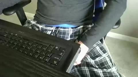 Snapshot of milwaukeebadger24 chatting on 5, 3, 2025 milwaukeebadger24 online show from 5, 3, 2025