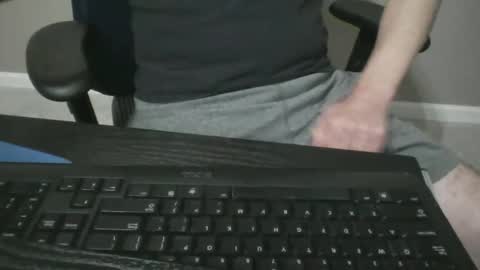 Snapshot of milwaukeebadger24 chatting on 21, 10, 2025 milwaukeebadger24 online show from 21, 10, 2025