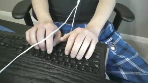 Snapshot of milwaukeebadger24 chatting on 22, 10, 2025 milwaukeebadger24 online show from 22, 10, 2025