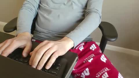 milwaukeebadger24 online show from 4, 2, 2026