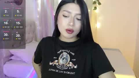 Snapshot of mily_thomson_b chatting on 29, 6, 2026 Mily online show from 29, 6, 2026