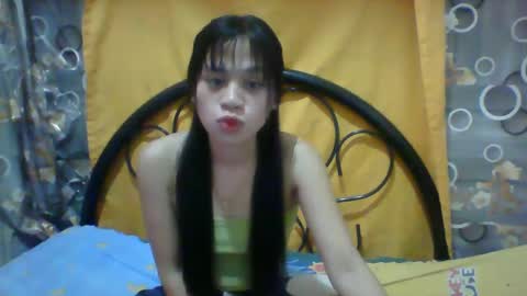 Snapshot of mimiyolove chatting on 17, 2, 2025 mimiyolove online show from 17, 2, 2025