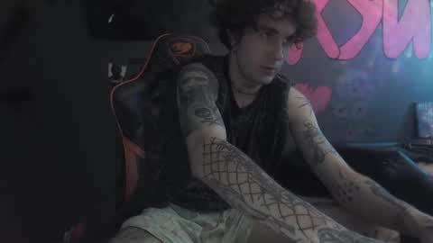 Snapshot of min1pekka chatting on 22, 9, 2025 Max online show from 22, 9, 2025