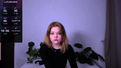 hi Im Mina  online show from 24, 1, 2025