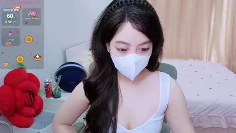 mina_686 online show from 17, 3, 2026