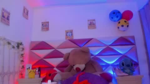 minami_nakamura online show from 15, 7, 2026