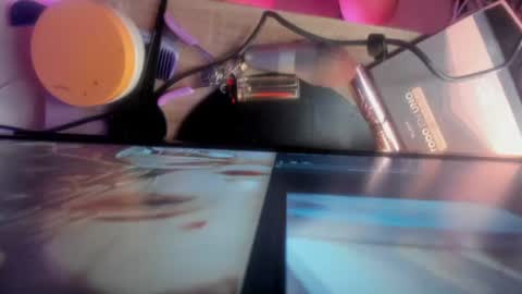 minami_nakamura online show from 17, 7, 2026