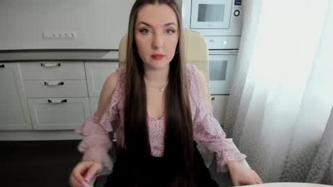 minchelskatrina online show from 4, 7, 2026