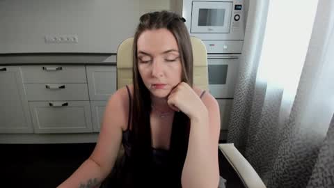 minchelskatrina online show from 14, 7, 2026