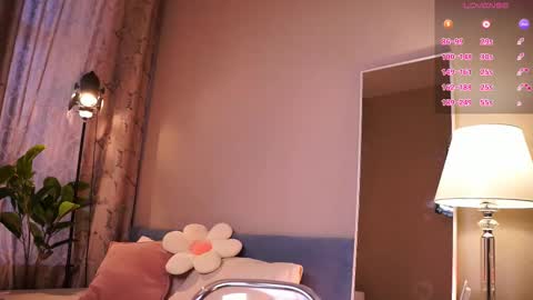 Snapshot of mind__game chatting on 26, 9, 2025 Frances  Next streams Thu Fri Sat 8am -  4pm GMT3 online show from 26, 9, 2025