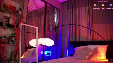 Snapshot of mind__game chatting on 11, 10, 2025 Frances  Next streams Thu Fri Sat 8am -  4pm GMT3 online show from 11, 10, 2025