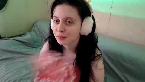 Snapshot of mindyrives chatting on 8, 3, 2026 Mindy online show from 8, 3, 2026