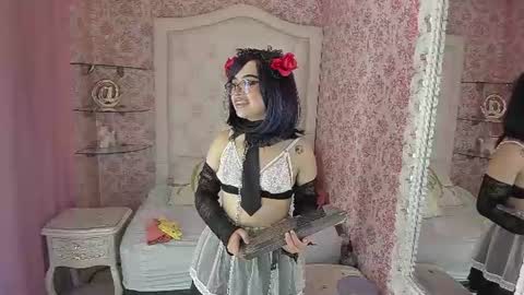 Mini Rouse online show from 19, 6, 2026