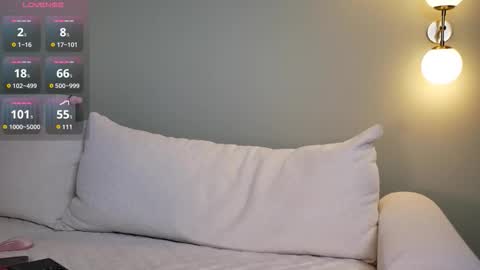 Snapshot of minimollyq chatting on 12, 2, 2026 minimollyq online show from 12, 2, 2026